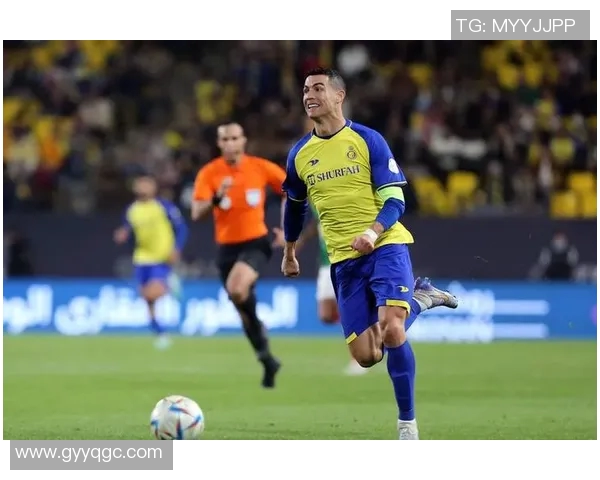 世界足球球星月收入揭秘 超高薪资背后的秘密和行业影响